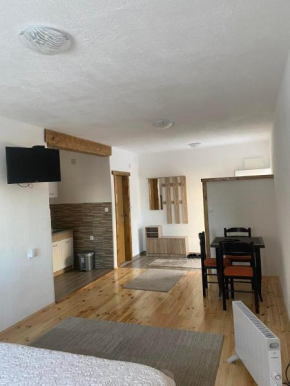 Studio Apartmani V&V